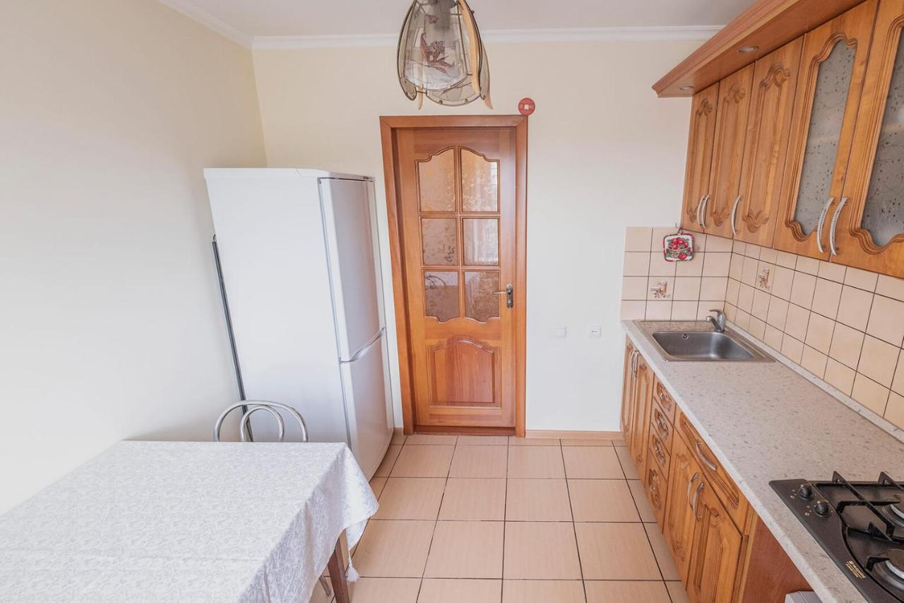 Apartment On Polevaya 44/12 Bohuslav エクステリア 写真
