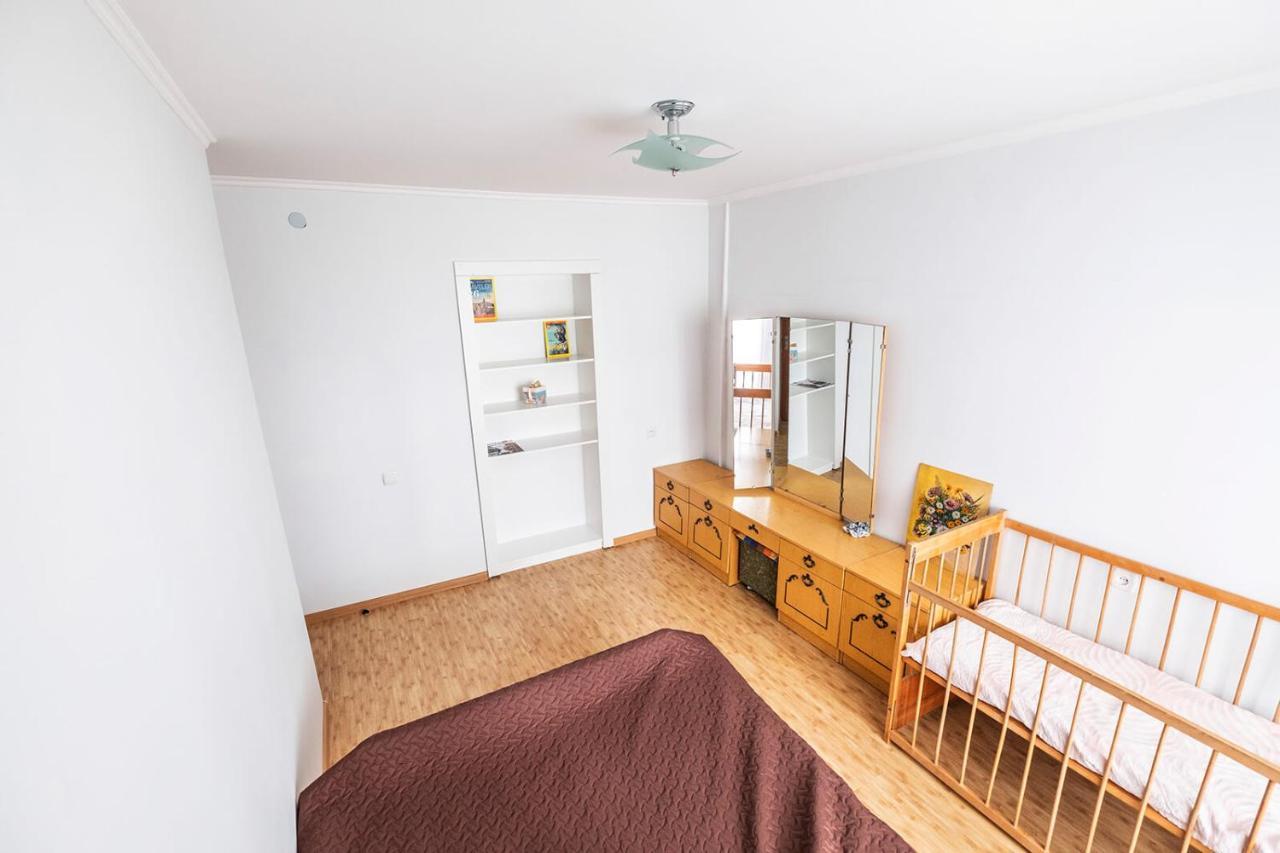 Apartment On Polevaya 44/12 Bohuslav エクステリア 写真