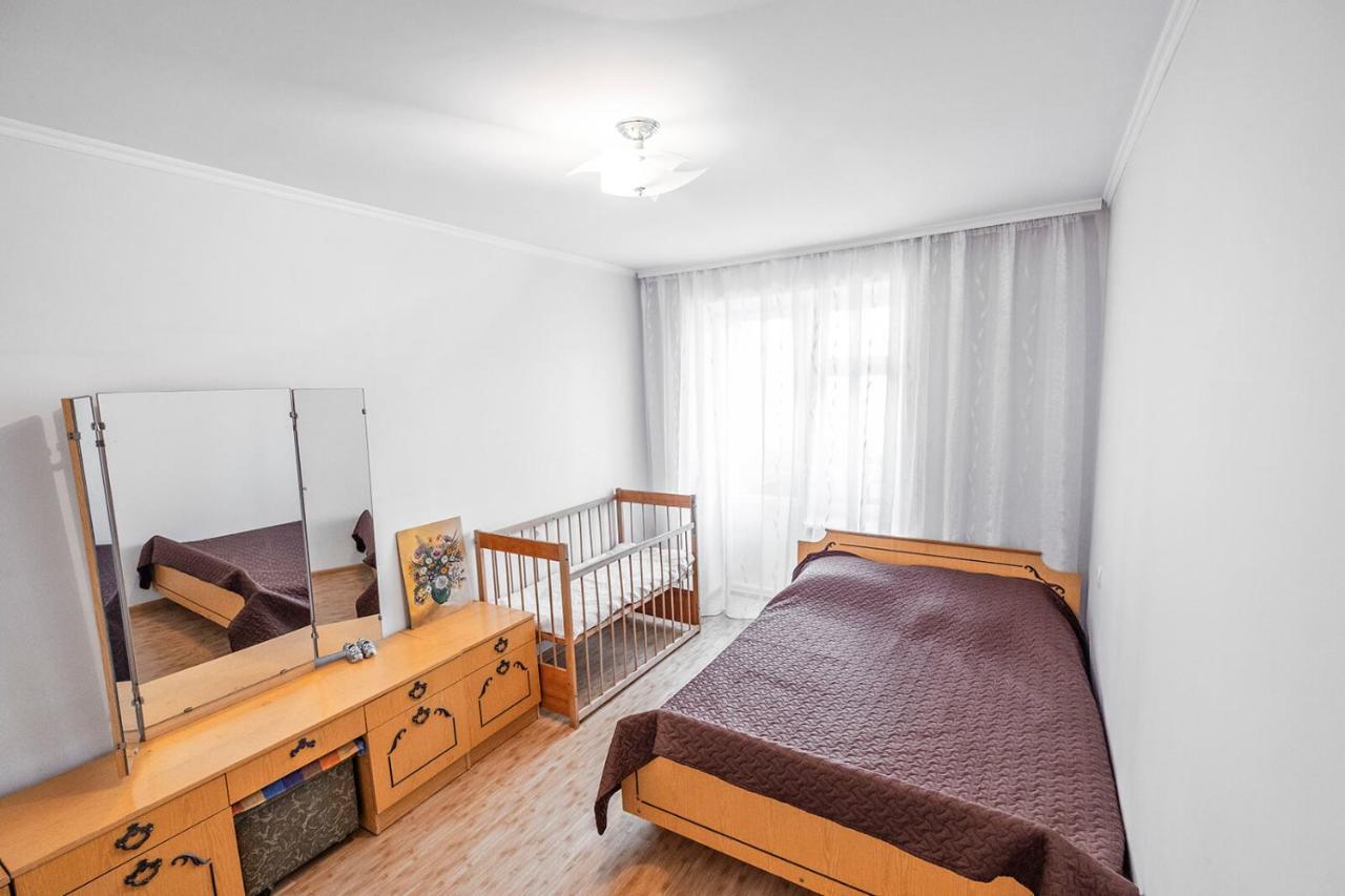 Apartment On Polevaya 44/12 Bohuslav エクステリア 写真