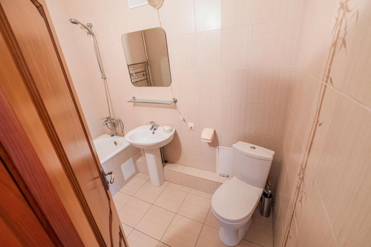 Apartment On Polevaya 44/12 Bohuslav エクステリア 写真