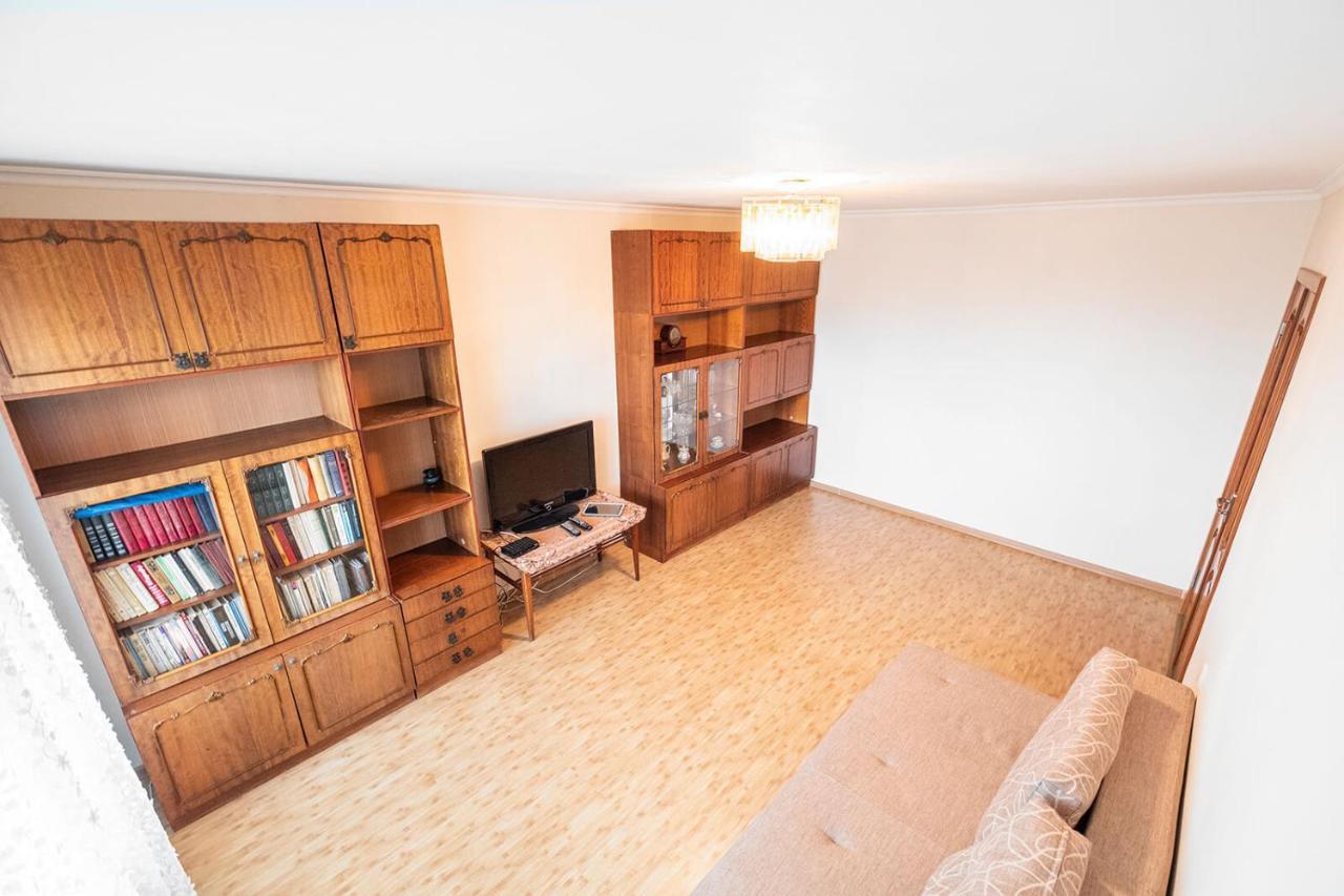 Apartment On Polevaya 44/12 Bohuslav エクステリア 写真